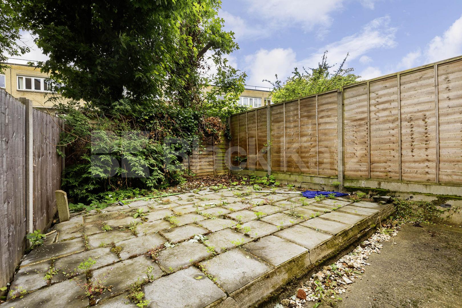 			1 Bedroom, 1 bath, 1 reception Apartment			 Homefield Road, Chiswick